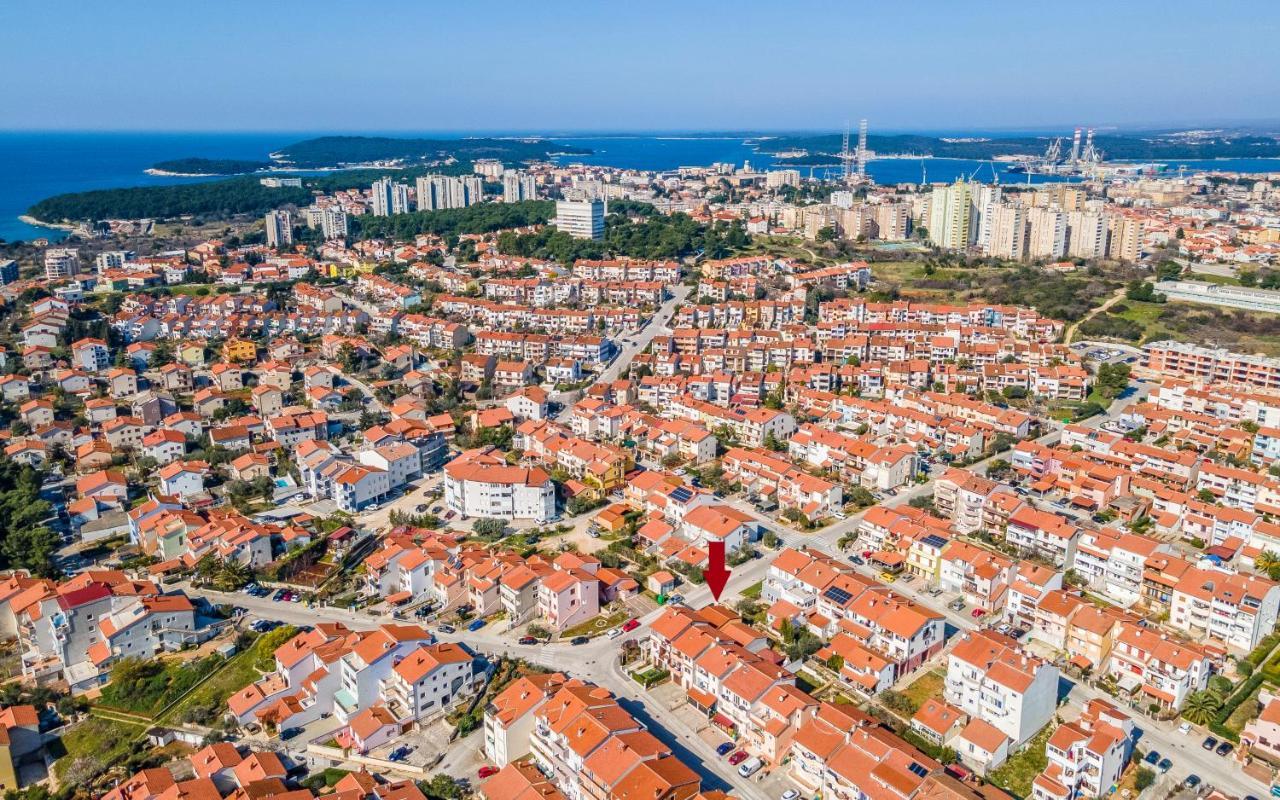 Apartment Blue Pula, New, Family Friendly, Comfortable, Free Parking And Wifi Екстер'єр фото