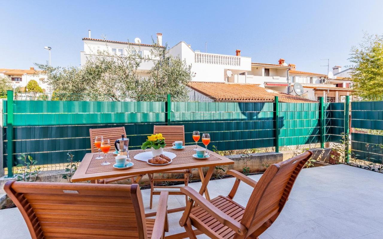 Apartment Blue Pula, New, Family Friendly, Comfortable, Free Parking And Wifi Екстер'єр фото