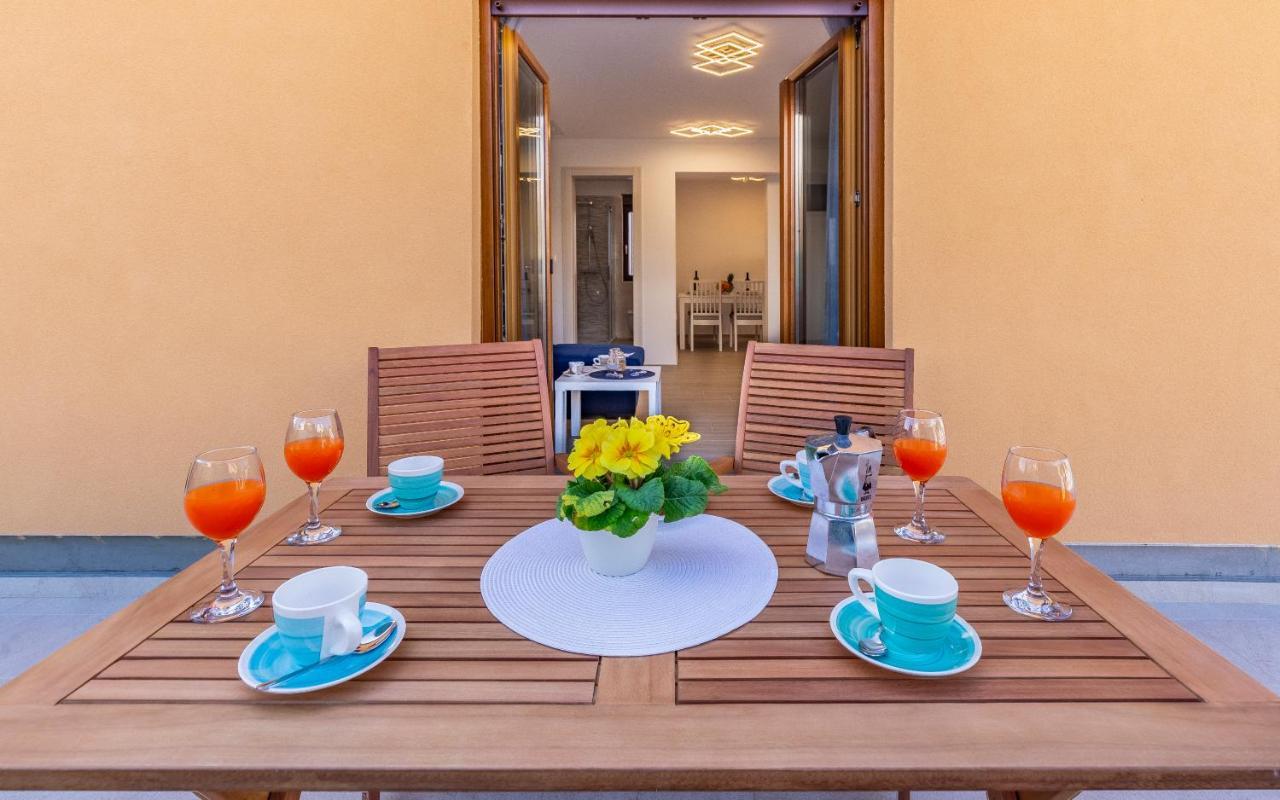 Apartment Blue Pula, New, Family Friendly, Comfortable, Free Parking And Wifi Екстер'єр фото