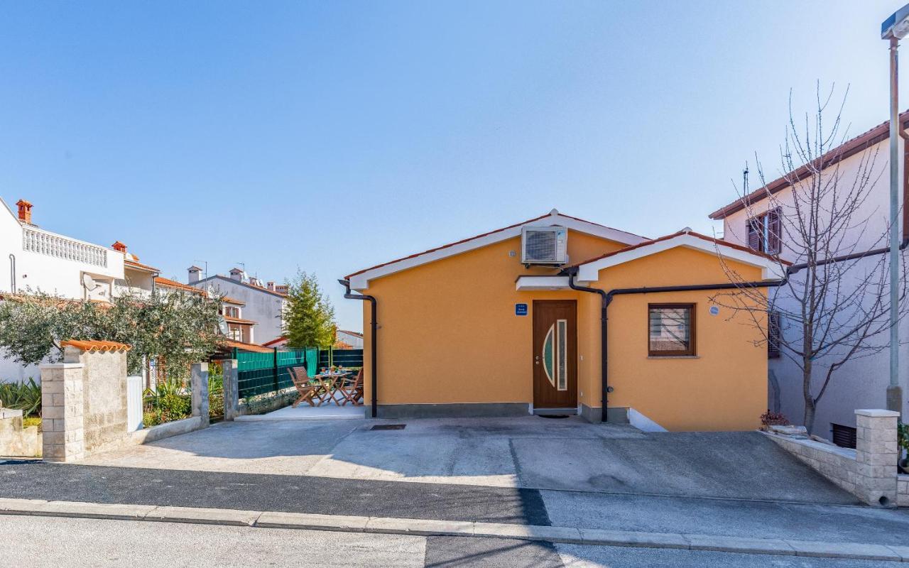 Apartment Blue Pula, New, Family Friendly, Comfortable, Free Parking And Wifi Екстер'єр фото